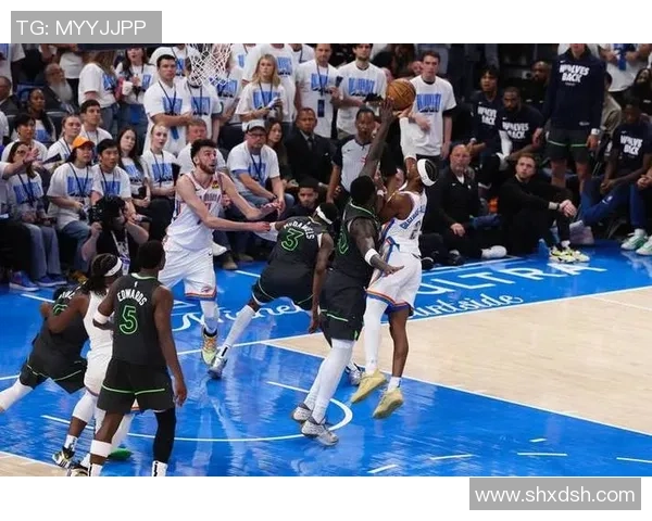 湖人对决掘金精彩回顾球星表现与战术分析全方位解读